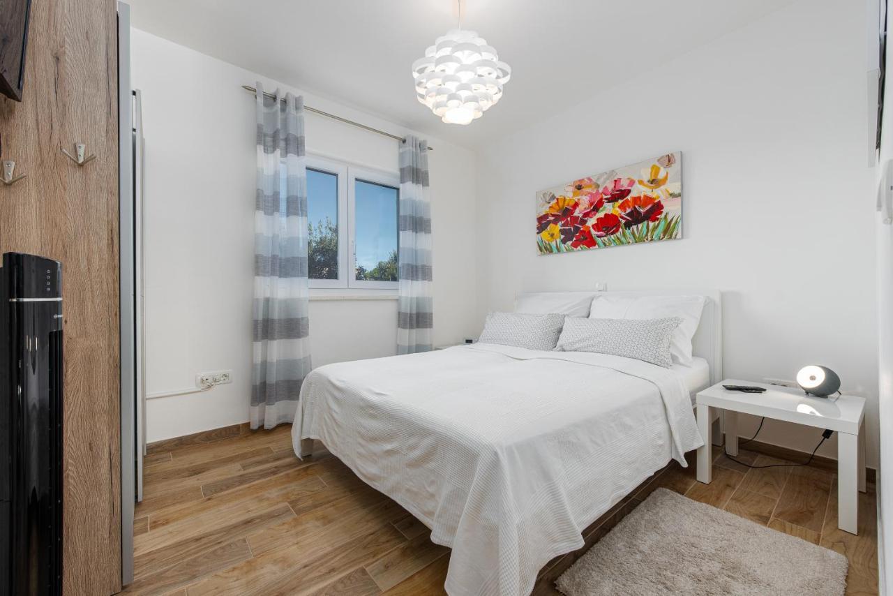 Hibiskus App1 Apartment Vir Ngoại thất bức ảnh